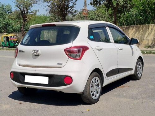 2017 Hyundai Grand i10 1.2 Kappa Magna AT in New Delhi