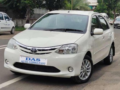 Toyota Etios V 2011 MT for sale in Ahmedabad