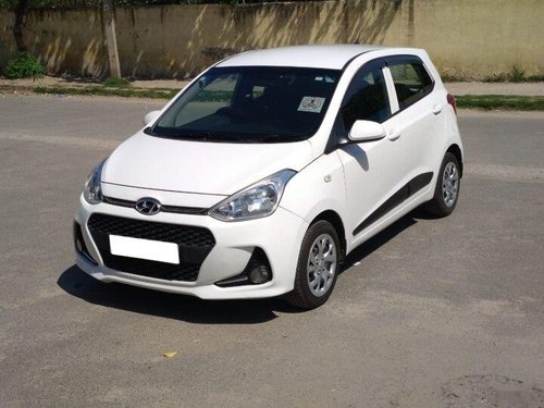 2017 Hyundai Grand i10 1.2 Kappa Magna AT in New Delhi