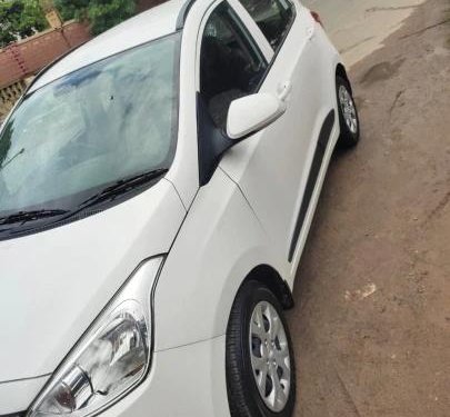 Hyundai Grand i10 Sportz 2017 MT for sale in Ahmedabad