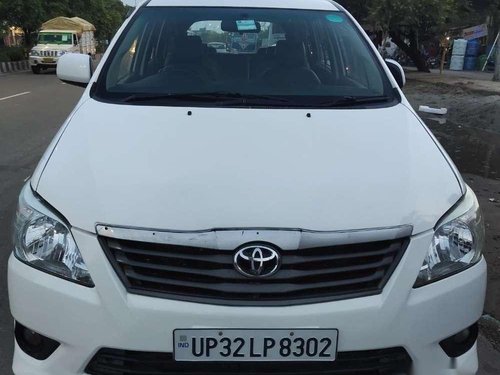 2015 Toyota Innova MT for sale in Lucknow