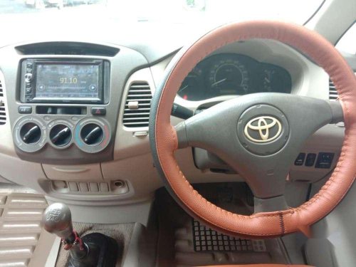 2009 Toyota Innova 2.0 GX 8 STR MT for sale in Surat