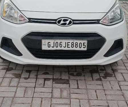 Hyundai Xcent 2015 MT for sale in Vadodara