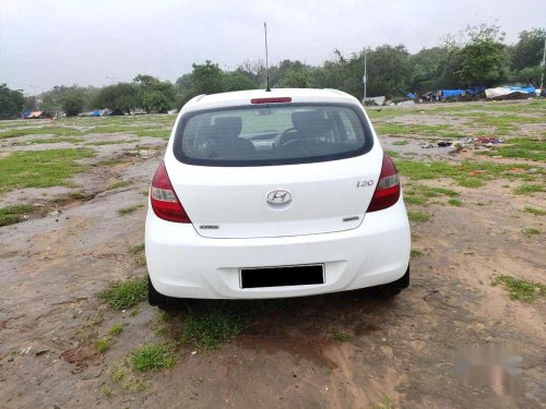 Hyundai i20 Sportz 1.4 CRDi 2011 MT for sale in Ahmedabad