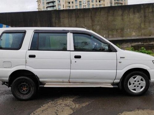 Used Chevrolet Tavera Neo 2011 MT for sale in Mumbai