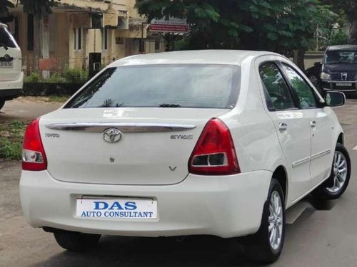 Used Toyota Etios V 2011 MT for sale in Gandhinagar 