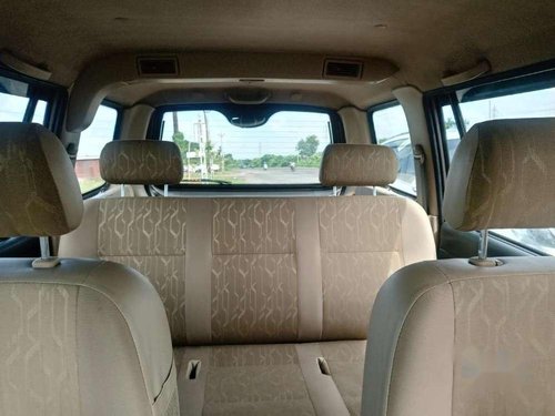 Used 2016 Chevrolet Tavera MT for sale in Surat 