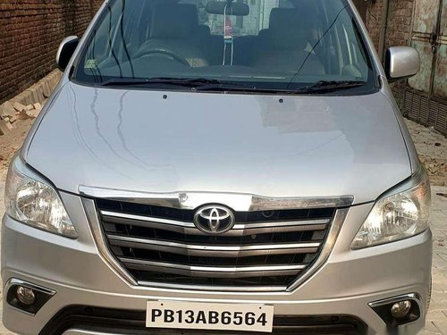 Used Toyota Innova 2.5 G4 7 STR, 2012 MT for sale in Ludhiana 