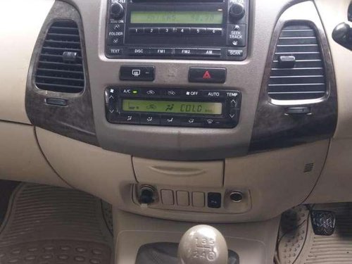 Used Toyota Innova 2.5 V 7 STR, 2011, MT for sale in Ahmedabad 