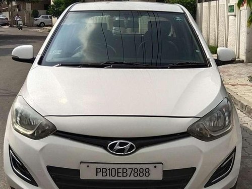 Used 2012 Hyundai i20 Magna MT for sale in Amritsar 