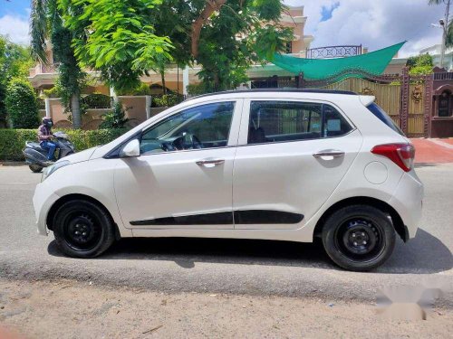 Used Hyundai Grand i10 Sportz 2014 MT for sale in Agra 