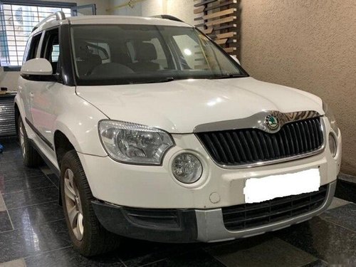 Skoda Yeti Elegance 4X2 2012 MT for sale in New Delhi