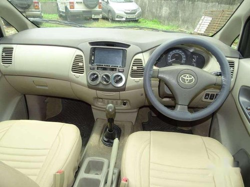 Used 2010 Toyota Innova MT for sale in Kolkata