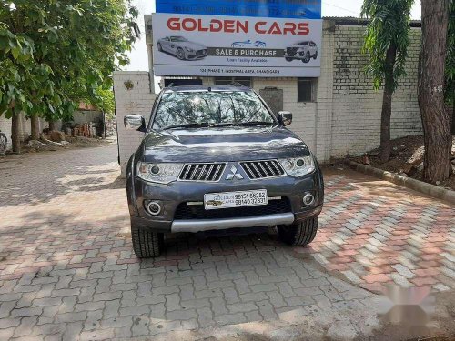 Mitsubishi Pajero Sport Limited Edition, 2014, Diesel AT in Chandigarh