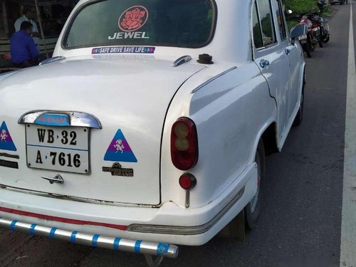 Hindustan Motors Ambassador Classic 1800 ISZ MPFI AC, 2009, Diesel MT in Kolkata