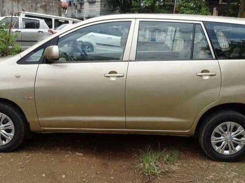 Used 2010 Toyota Innova MT for sale in Kolkata