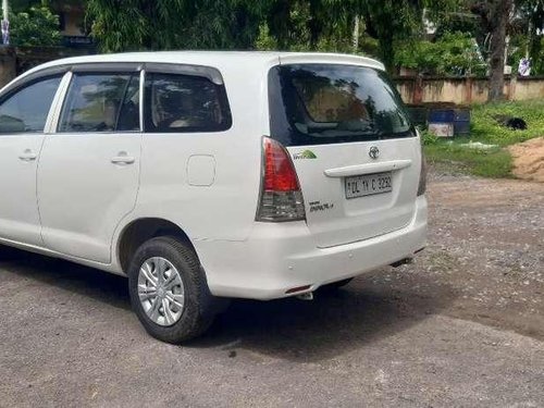 2011 Toyota Innova 2.5 E MT for sale in Vijayawada