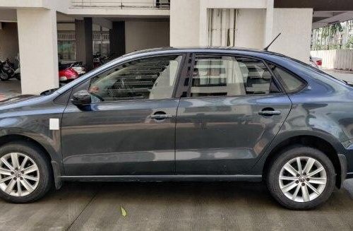 Volkswagen Vento 1.6 Highline 2016 MT for sale in Surat 