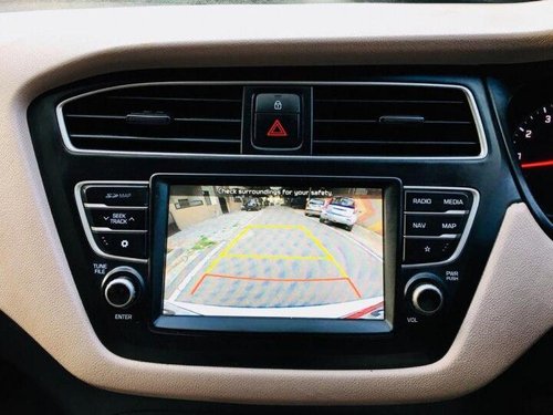 Hyundai i20 Sportz Option 2019 MT for sale in New Delhi