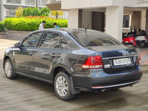 Volkswagen Vento 1.6 Highline 2016 MT for sale in Surat 