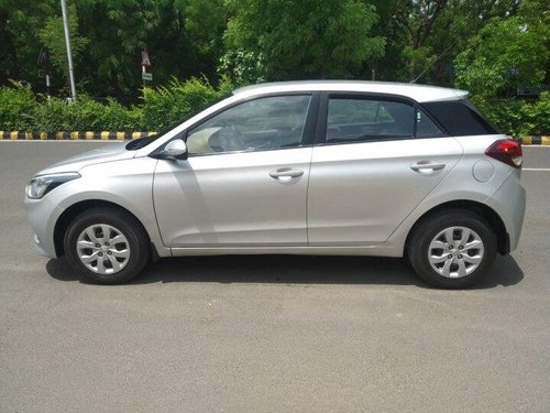 Hyundai Elite i20 Petrol Spotz 2017 MT for sale in Ahmedabad 