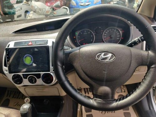 Used 2013 Hyundai i20 MT for sale in Noida 