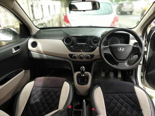 Hyundai Grand i10 1.2 CRDi Sportz 2015 MT for sale in Ahmedabad