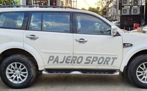 Mitsubishi Pajero Sport Sport 4X4 2013 MT for sale in Ghaziabad 