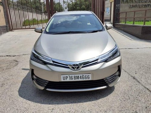 Used 2017 Toyota Corolla Altis AT for sale in New Delhi 