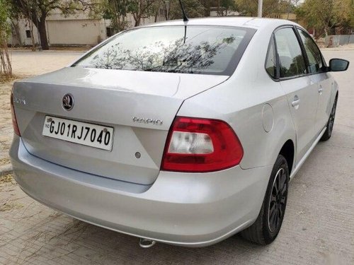 Skoda Rapid 1.5 TDI AT Elegance Black Package 2015 in Surat 