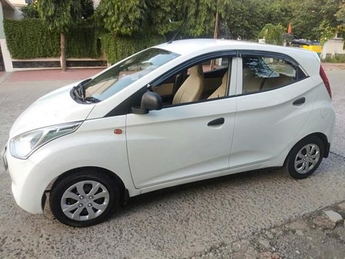 Used 2014 Hyundai Eon Magna Plus MT for sale in Indore 