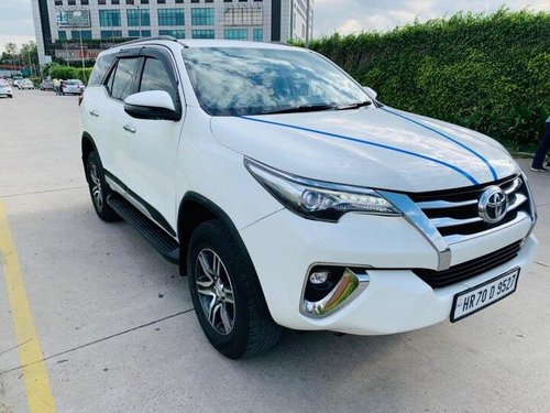 Used 2017 Toyota Fortuner 4x2 AT for sale in New Delhi 