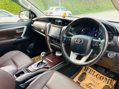 Used 2017 Toyota Fortuner 4x2 AT for sale in New Delhi 