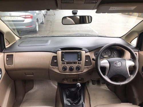 Toyota Innova 2.5 VX (Diesel) 8 Seater BS IV 2015 MT in Mumbai 