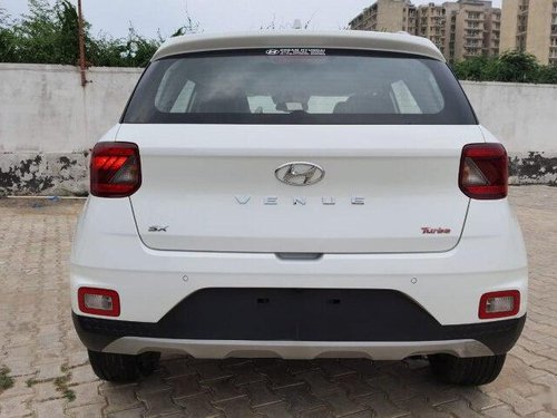 Hyundai Venue SX Plus Dual Tone Turbo DCT 2019 AT in Ghaziabad 
