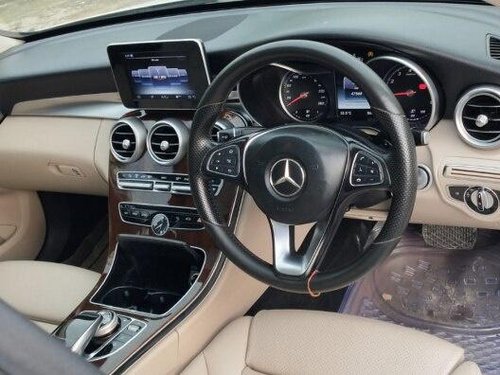 Used Mercedes-Benz C-Class C 200 AVANTGARDE 2015 AT in New Delhi 