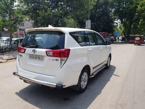 Toyota Innova Crysta 2.4 GX MT 8 STR 2016 MT in New Delhi 