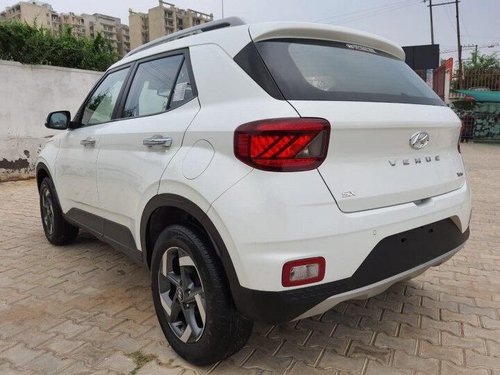 Hyundai Venue SX Plus Dual Tone Turbo DCT 2019 AT in Ghaziabad 