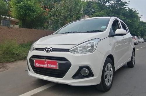 Hyundai Grand i10 1.2 Kappa Magna 2016 AT in Ahmedabad 