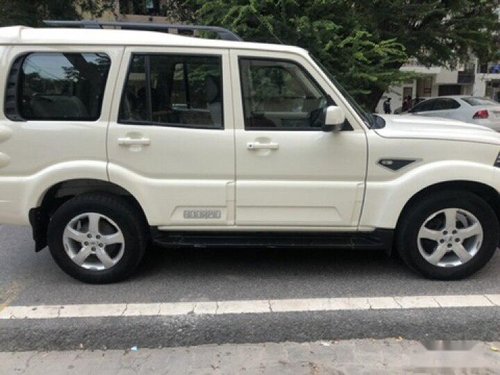 Used 2018 Mahindra Scorpio MT for sale in New Delhi 