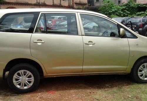 Used Toyota Innova 2010 MT for sale in Kolkata