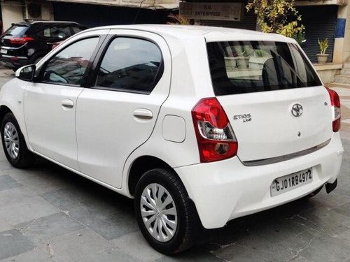 Toyota Etios Liva 1.2 G 2013 MT for sale in Ahmedabad 