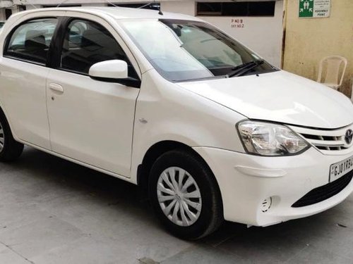 Toyota Etios Liva 1.2 G 2013 MT for sale in Ahmedabad 