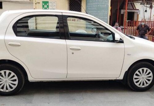 Toyota Etios Liva 1.2 G 2013 MT for sale in Ahmedabad 