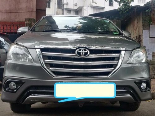 2014 Toyota Innova 2.5 V Diesel 8-seater MT in Kolkata