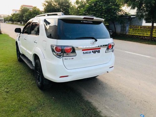 Toyota Fortuner 3.0 Diesel 2015 MT for sale in Jaipur