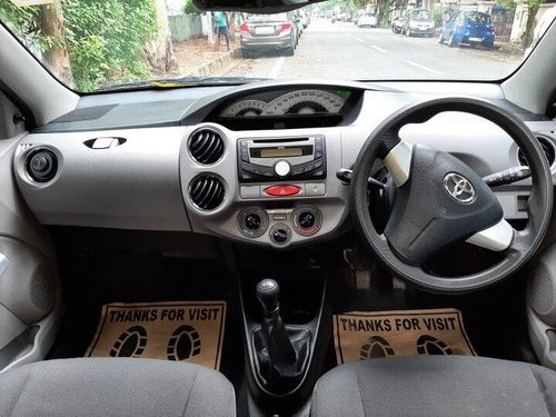 2011 Toyota Etios Liva V MT for sale in Mumbai