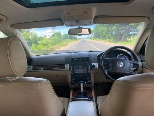 2010 Volkswagen Touareg 3.0 V6 TDI AT in Chennai