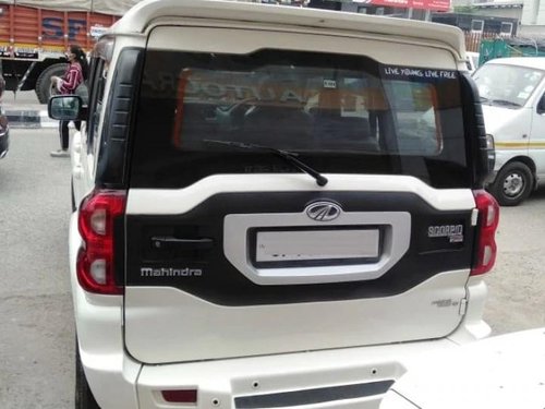 Used 2014 Mahindra Scorpio S10 7 Seater MT in New Delhi