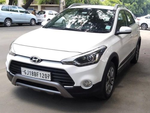 Hyundai i20 Active 1.2 SX 2016 MT for sale in Ahmedabad